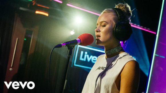 VIDEO: Zara Larsson – ‘Ain’t My Fault’ & ‘Too Good’ (BBC Radio 1 Live Lounge)