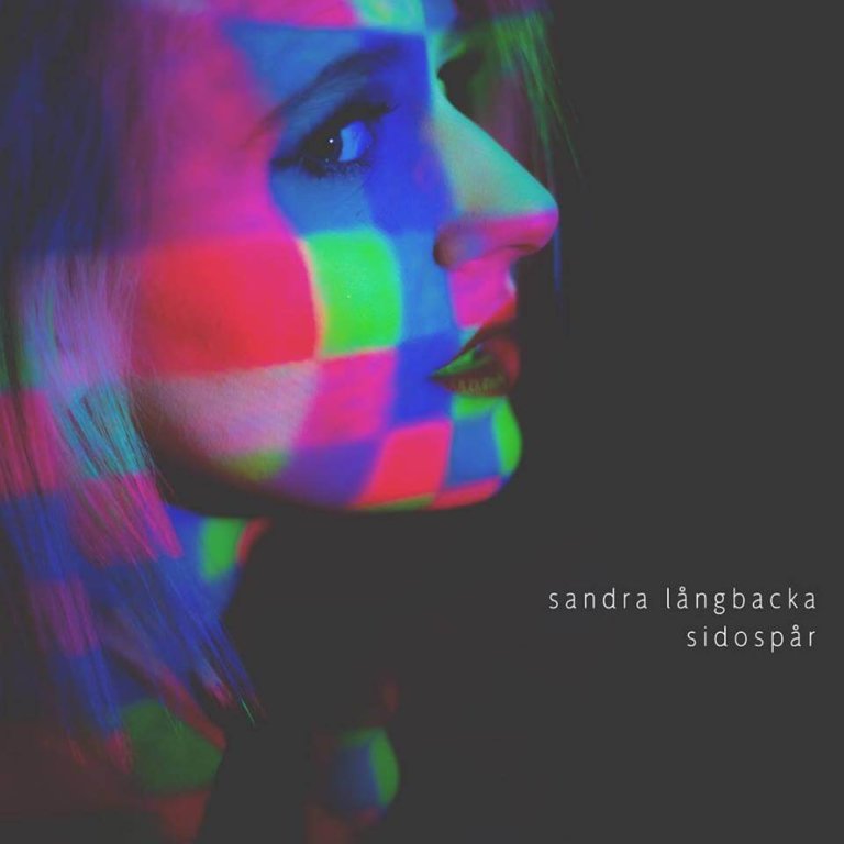 SONG: Sandra Långbacka – ‘Sidospår’